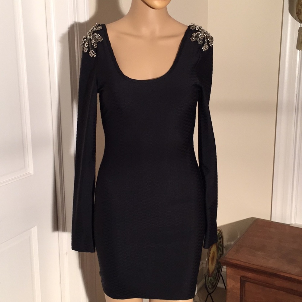 Fun!!!! Sparkle When The Lights Hit! - image 1